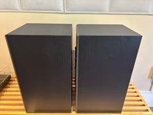 Load image into Gallery viewer, Bowers &amp; Wilkins DM602 S2