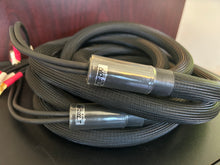 Load image into Gallery viewer, Shunyata ΞTRON Cobra Speaker Cable Spades 3M