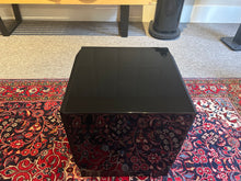 Load image into Gallery viewer, Bowers &amp; Wilkins DB2D