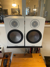 Load image into Gallery viewer, Monitor Audio Bronze 100 6G