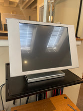 Load image into Gallery viewer, Meridian Media Drive 600 with Control 10
