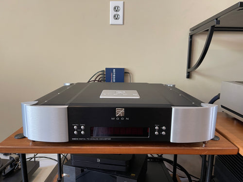 Moon 680D